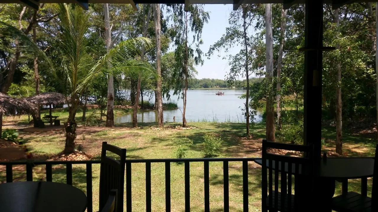 Nature'S Lake View Sigiriya Dambulla Resort